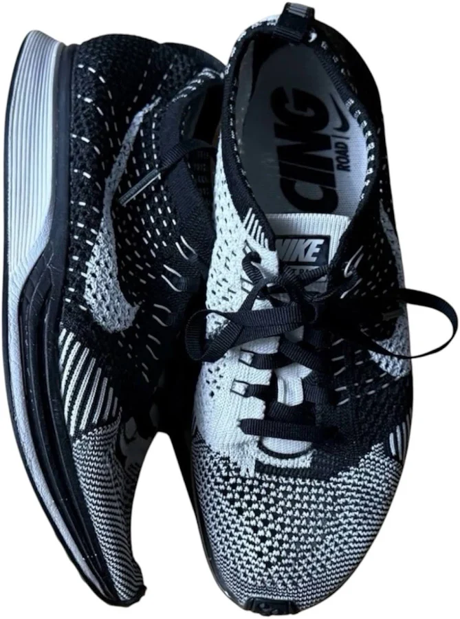 Nike Flyknit Racer Sneakers Mens 4.5