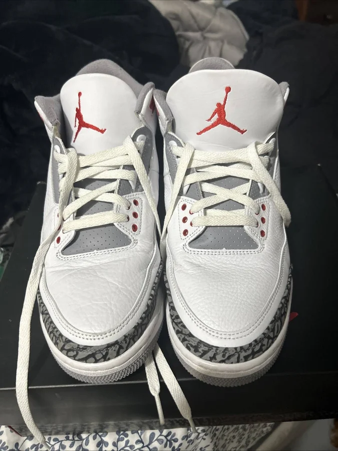 Jordan 3 Fire Reds