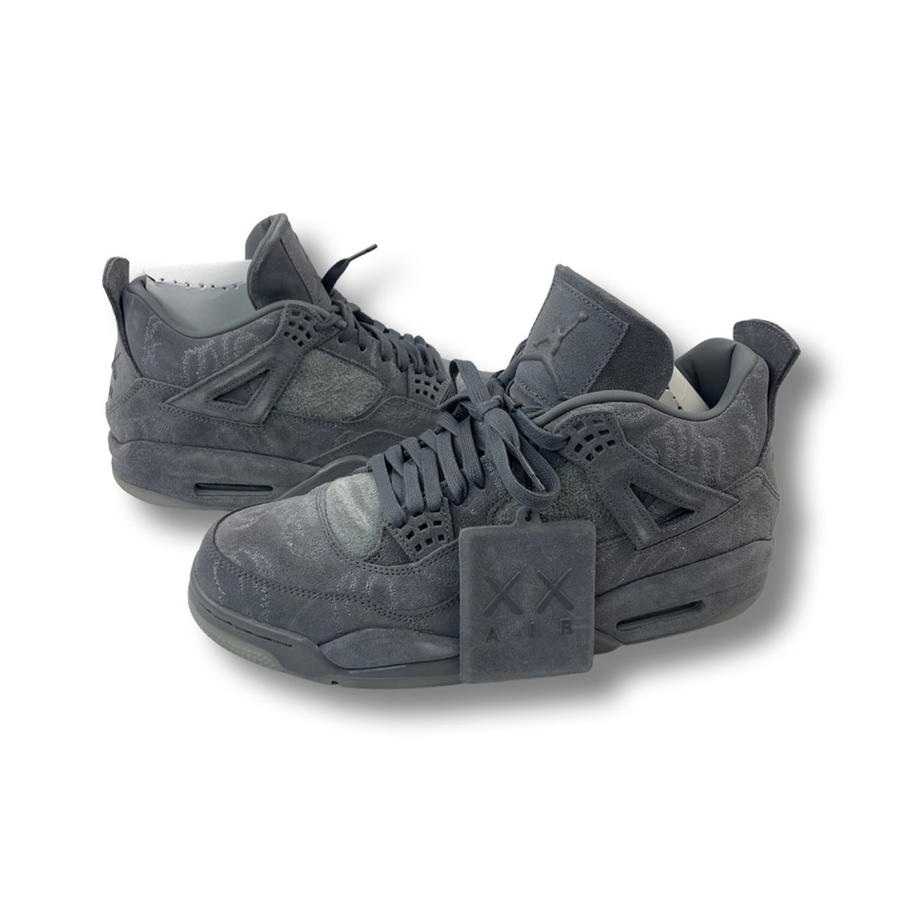 Kaws x Nike Air Jordan 4