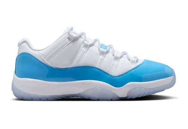 Air Jordan 11 Retro Low Men (white / university blue-black)