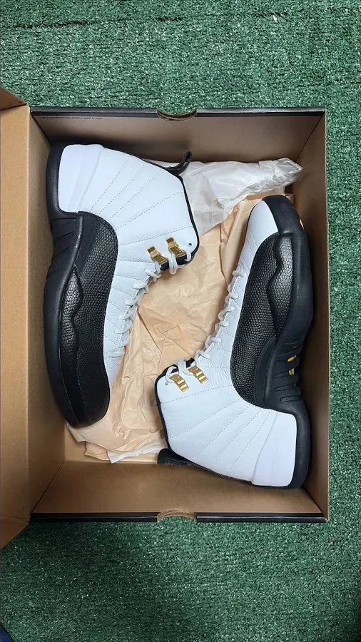 Size 9.5M - 2025 Jordan 12 Taxi OG Box1