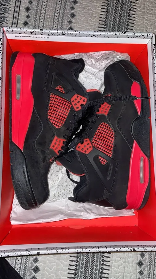 Red Thunder 4s