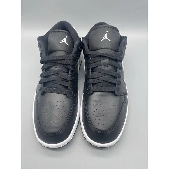 Air Jordan 1 Low Wmns ‘Black White’ Size 10W 8.5M New With Orig box DV0990-001