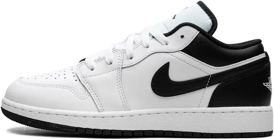 Air Jordan 1 Low GS "WHITE BLACK" 553560 132