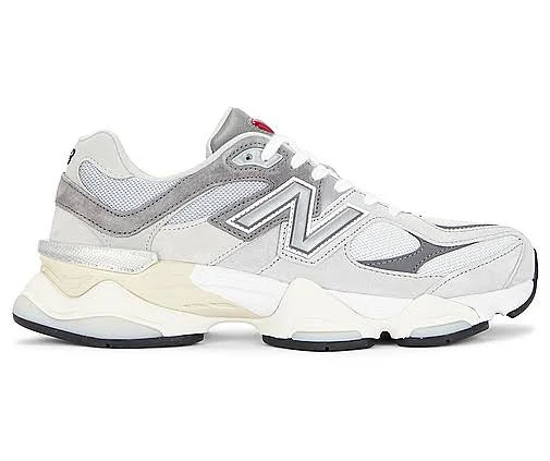 New Balance 9060 in Grey - size Mens 10/Womens 11.5