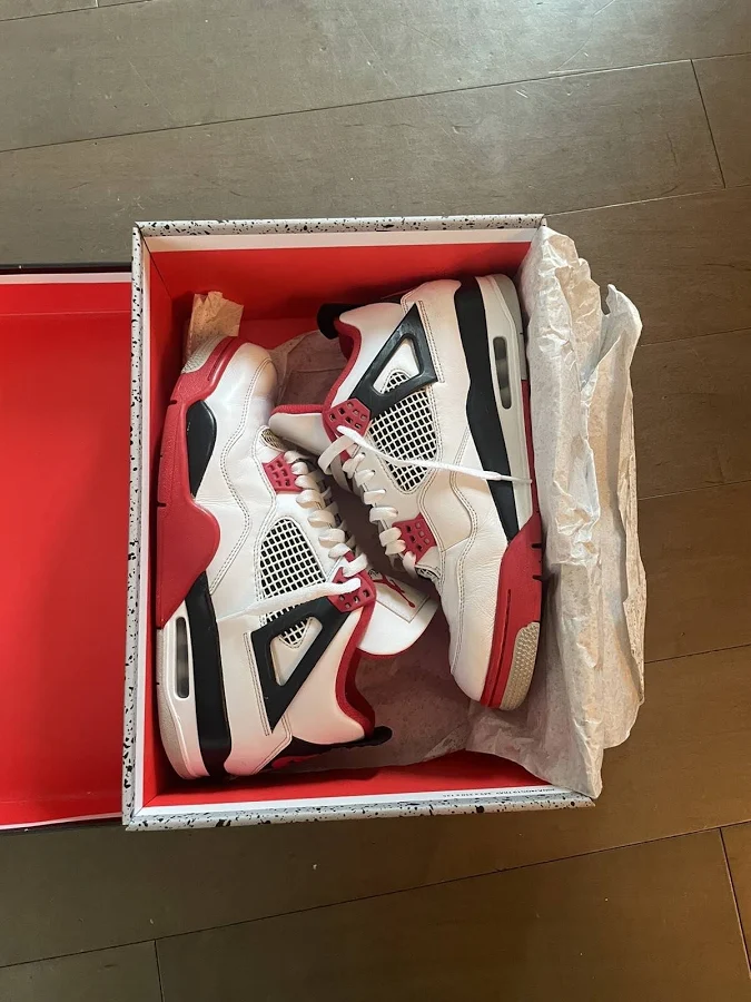 Air Jordan 4 Retro Fire Red Mens