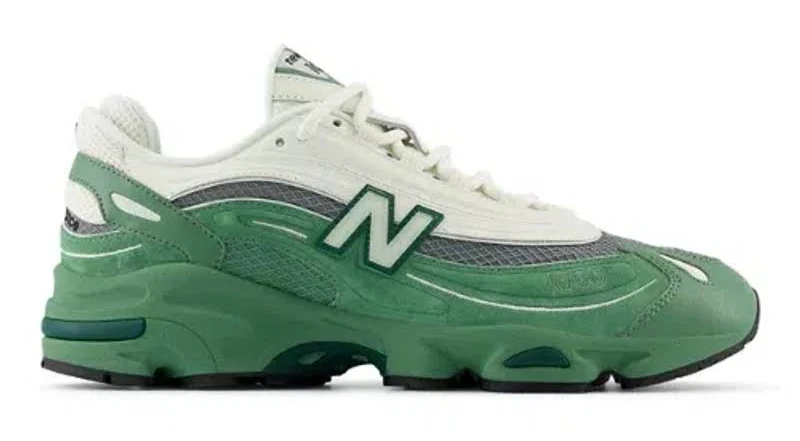Unisex 1000 Sneakers In Green/white