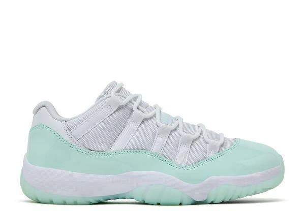 Jordan 11 Low "Igloo" - 8.5