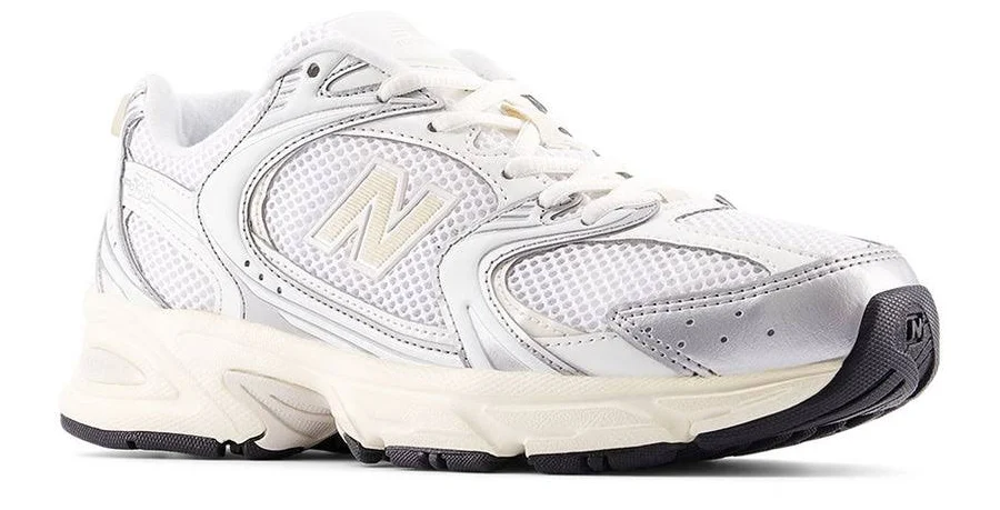 Womens New Balance 530 in Silver Metalic/Linen