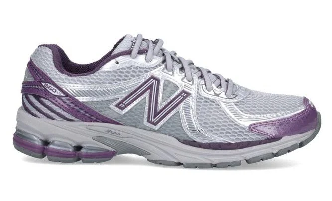 New Balance 860v2 Lace-Up Sneakers - US10.5