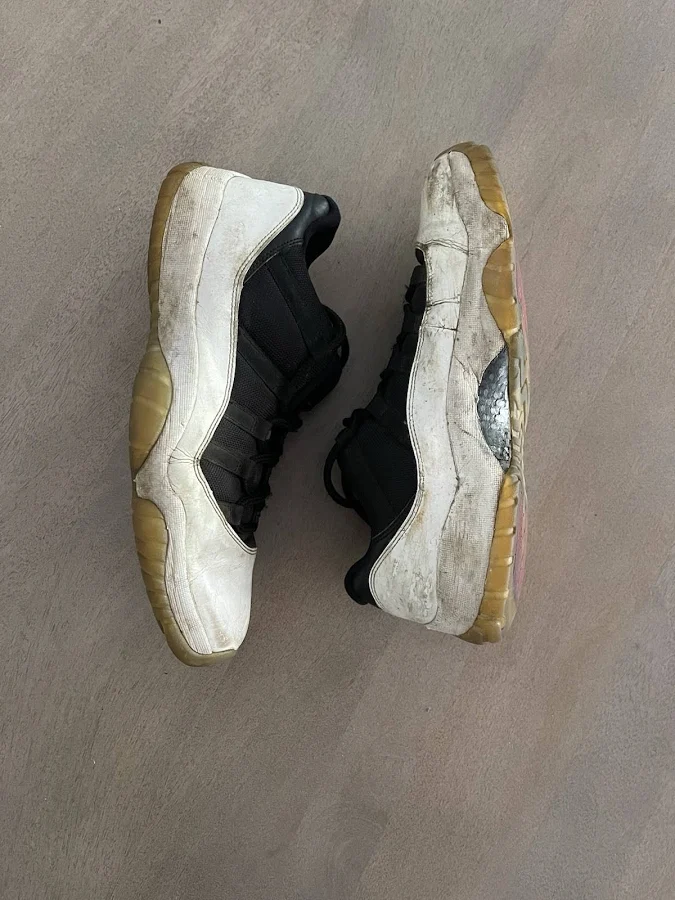 Jordan 11 Tuxedo Low Top Size 12