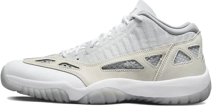 Jordan Air Jordan 11 Retro Low Basketball Shoes