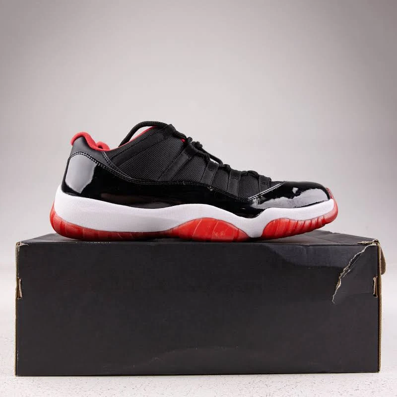 Jordan 11 Retro Low Bred