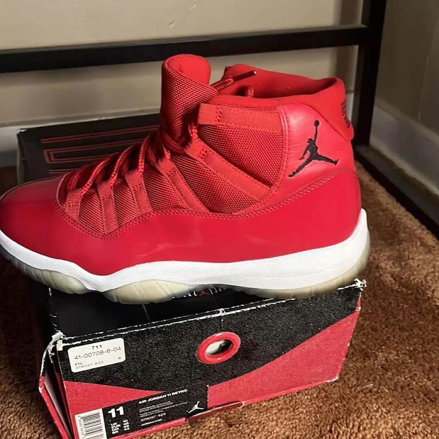 Jordan 11 win like 96 size 11 clean Preowned og all1