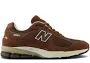 New Balance 2002R 'Rich Oak' | Brown | Men's Size 9.5