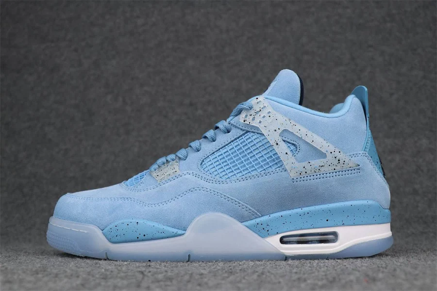 Air Jordan 4 Retro 'UNC Football' PE, EUR 47.5 • US 13 • UK 12