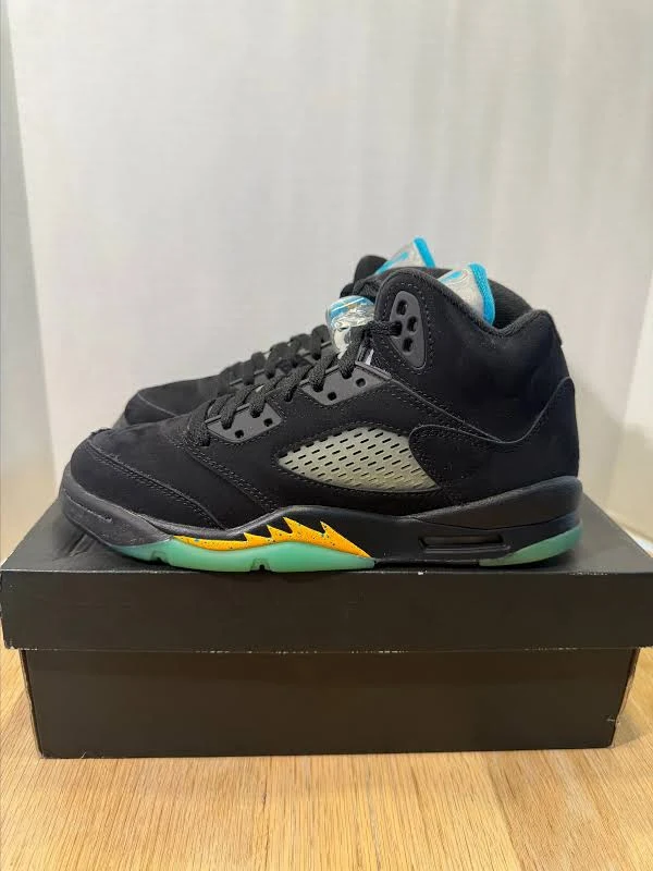 Size 5.5 (GS) - Jordan 5 Retro Mid Aqua1