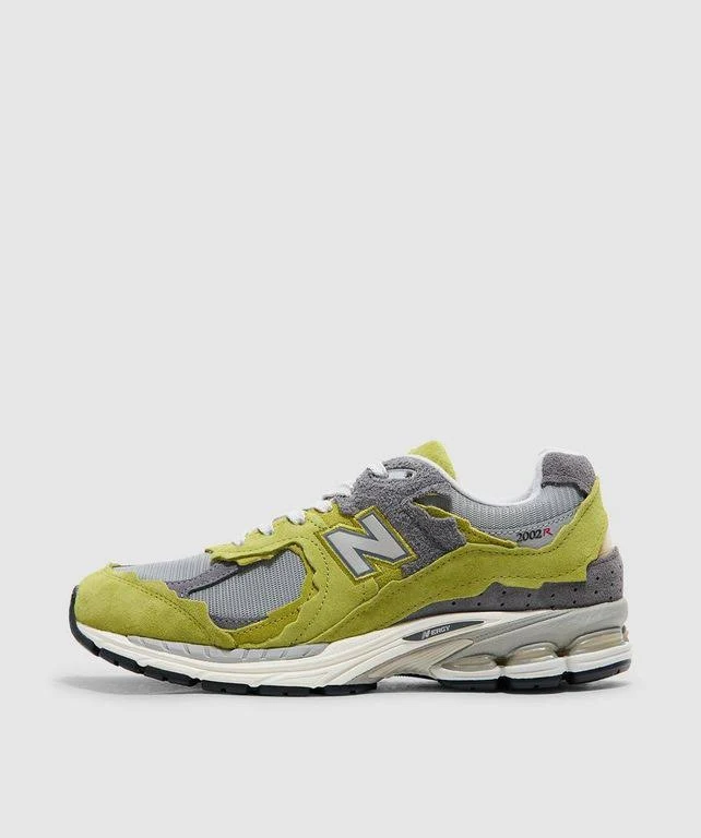New Balance Men's 2002R Protection Pack Sneaker (Sea Moss Raincloud - Green - Low-top sneakers - 8