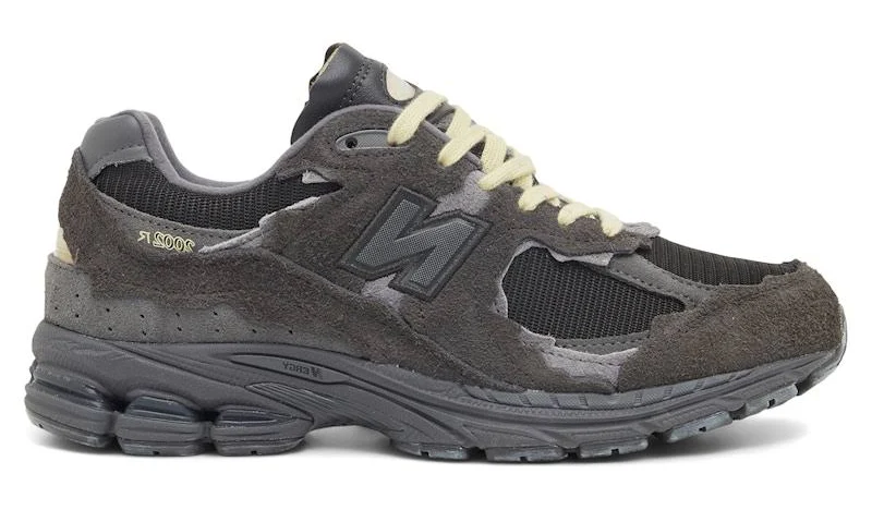 New Balance 2002R Protection Pack Natural Blackened