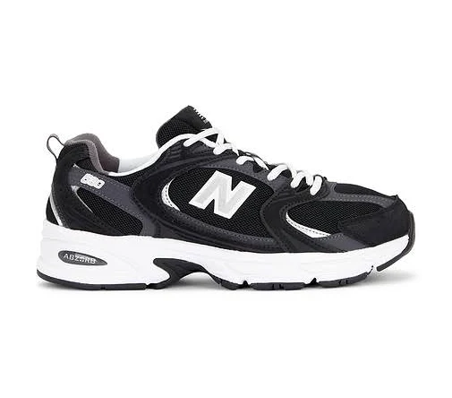 New Balance MR530CC in Black - size Mens 8.5/Womens 10