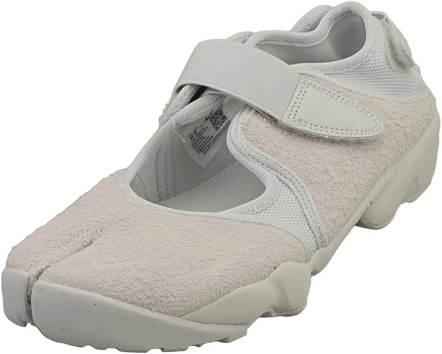 Nike Women's Air Rift Sneakers