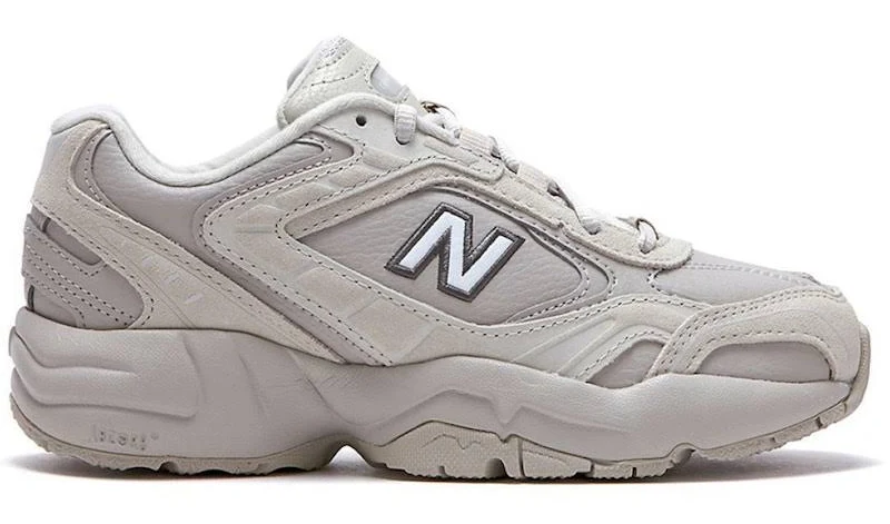 New Balance 452 Beige (Women's)