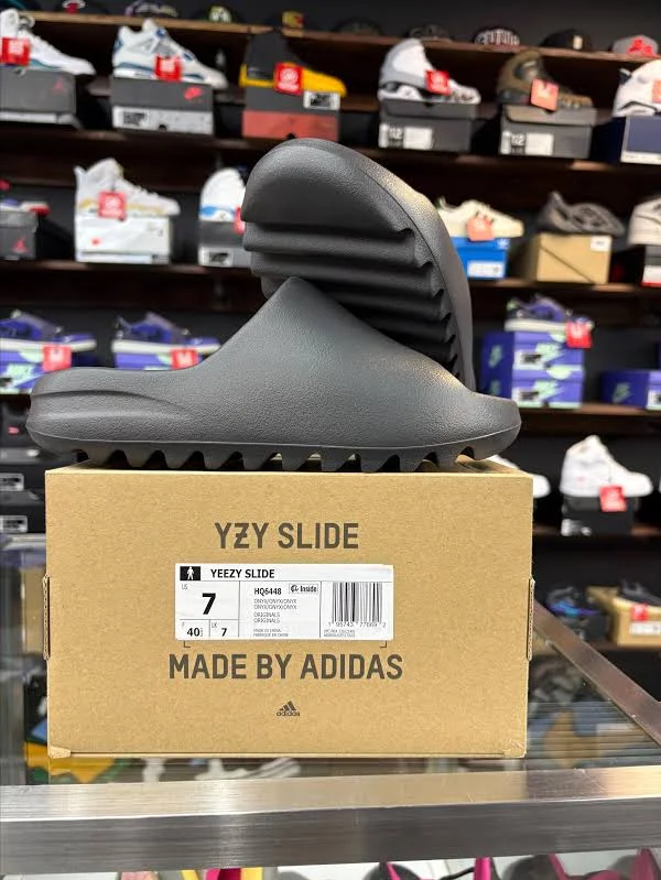 Mens Adidas Yeezy Slide Onyx1