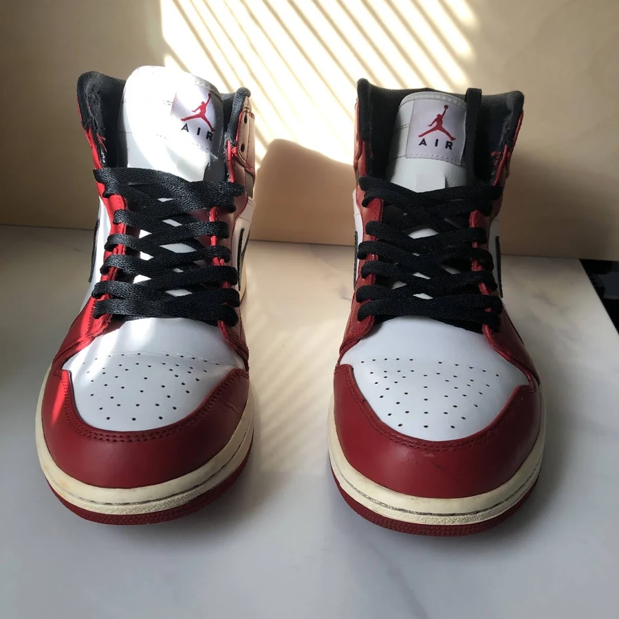 Air Jordan 1 Retro 'Chicago