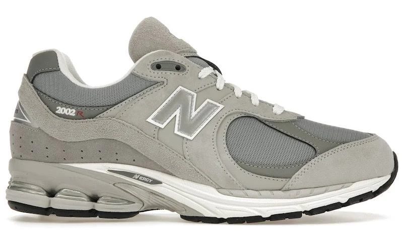 New Balance Men 2002R