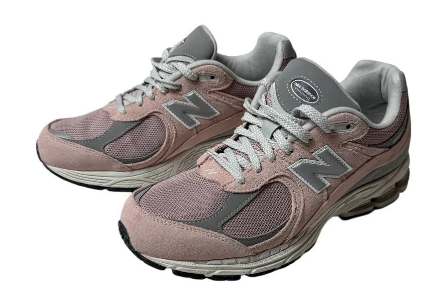 Balance 2002r "orb Pink" Sneakers