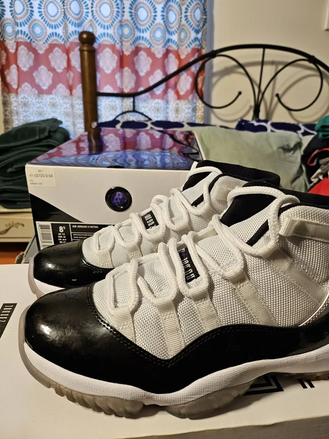 Jordan 11 Retro Concord