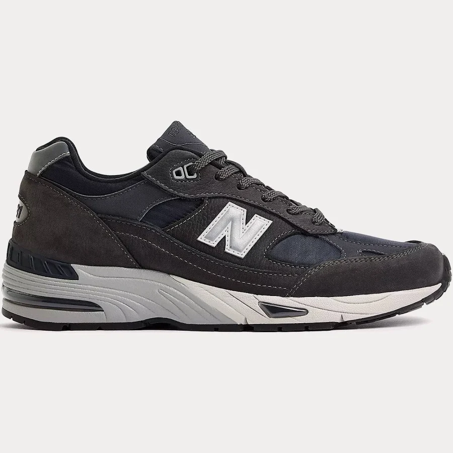 New Balance MADE in UK 991v1 Magnet / Vulcan / Smoked Pearl Sneakers Black / New Balance - US / US