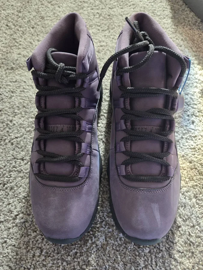 Size 9 - Air Jordan 11 Retro Mojave-