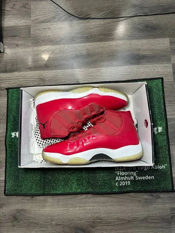 Jordan 11 Retro Win Like 96 WORN ONCE 11.5M1