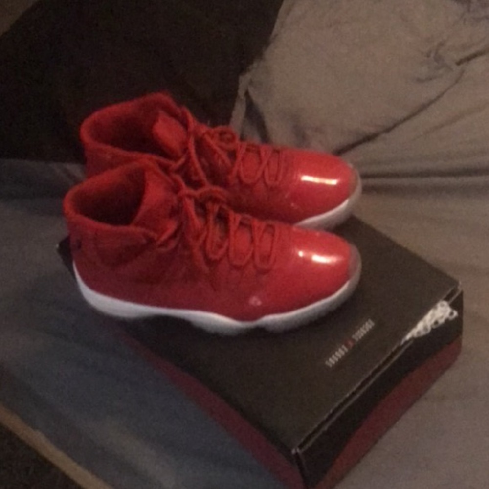 Air Jordan 11 'win like 96'