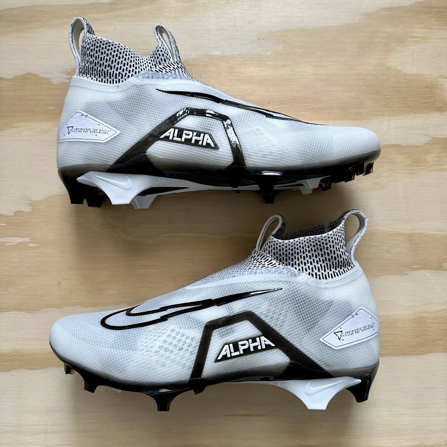 Nike Alpha Menace Elite 3 White/particle Grey/black Football