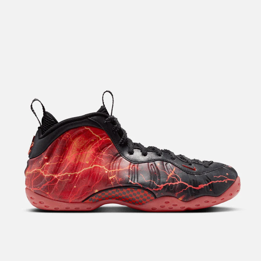 STRANGER THINGS X NIKE AIR FOAMPOSITE ONE PRM "VECNA" 8