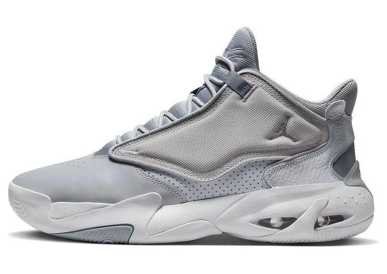 Nike Men's Max Aura 4 'Wolf' - Gray - Hi-top sneakers - 7