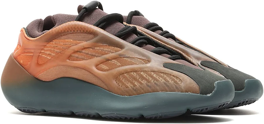 Adidas Baskets YZY 700 V3 | Ruse