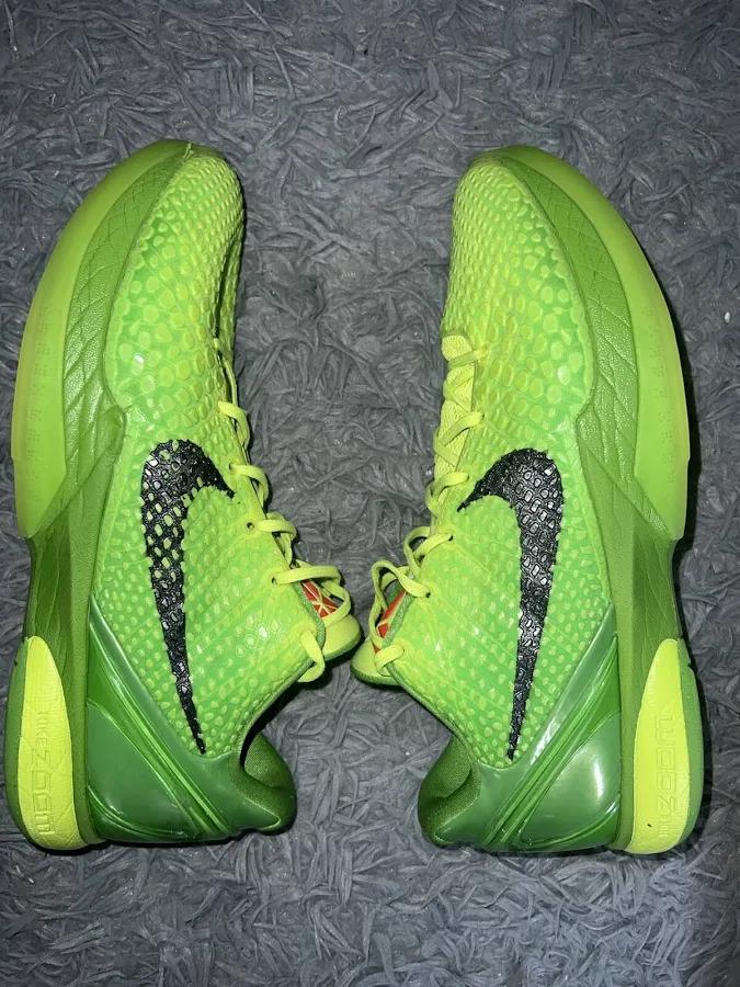 Kobe 6 Protro "grinch" Size 15 2021