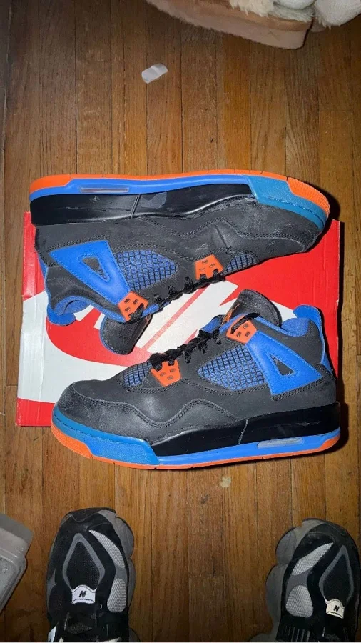 Jordan 4 Cavs $750 market (SEPARATION) 6.5Y/8W