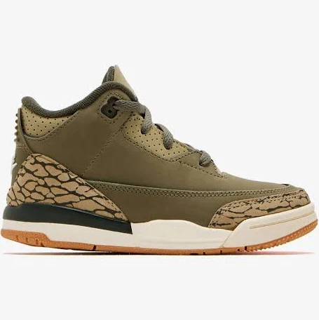 Air Jordan 3 Retro sneakers