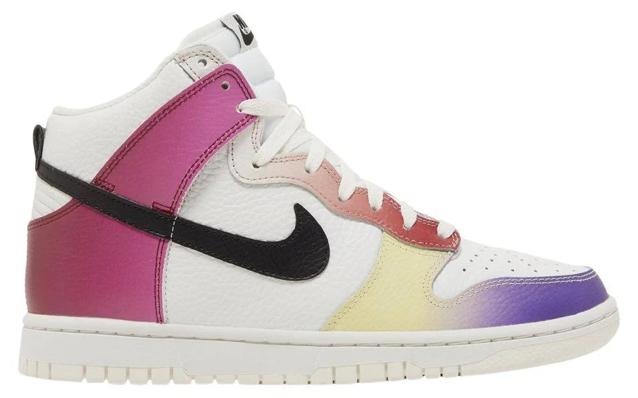 Nike Women's Dunk High Basketball Shoes