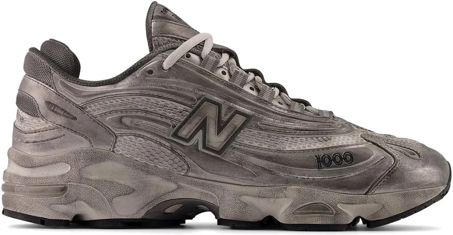 New Balance 1000 Silver Metallic Distressed, UK 8.5