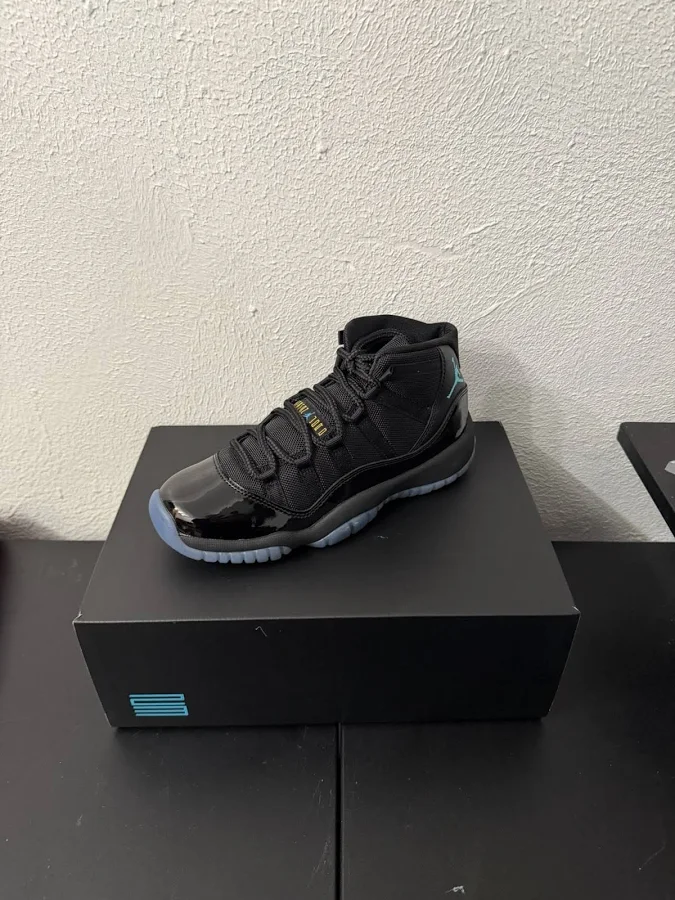 Jordan 11 Retro Gamma Blue (2025) (gs)