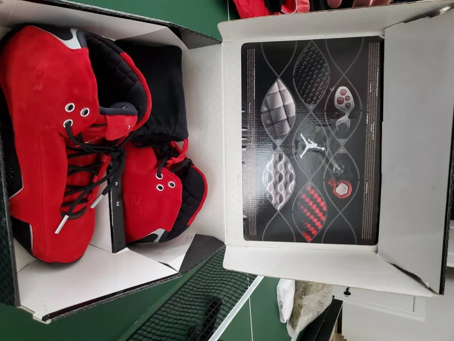 Nike Air Jordan Xxi 21 Red Suede Size 9.5 With Box