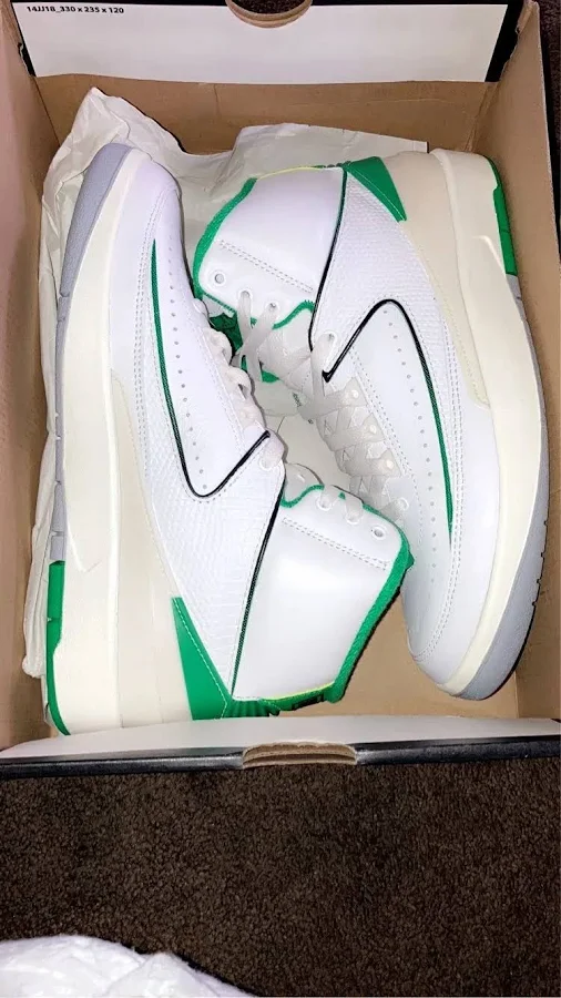 Lucky Green Jordan 21