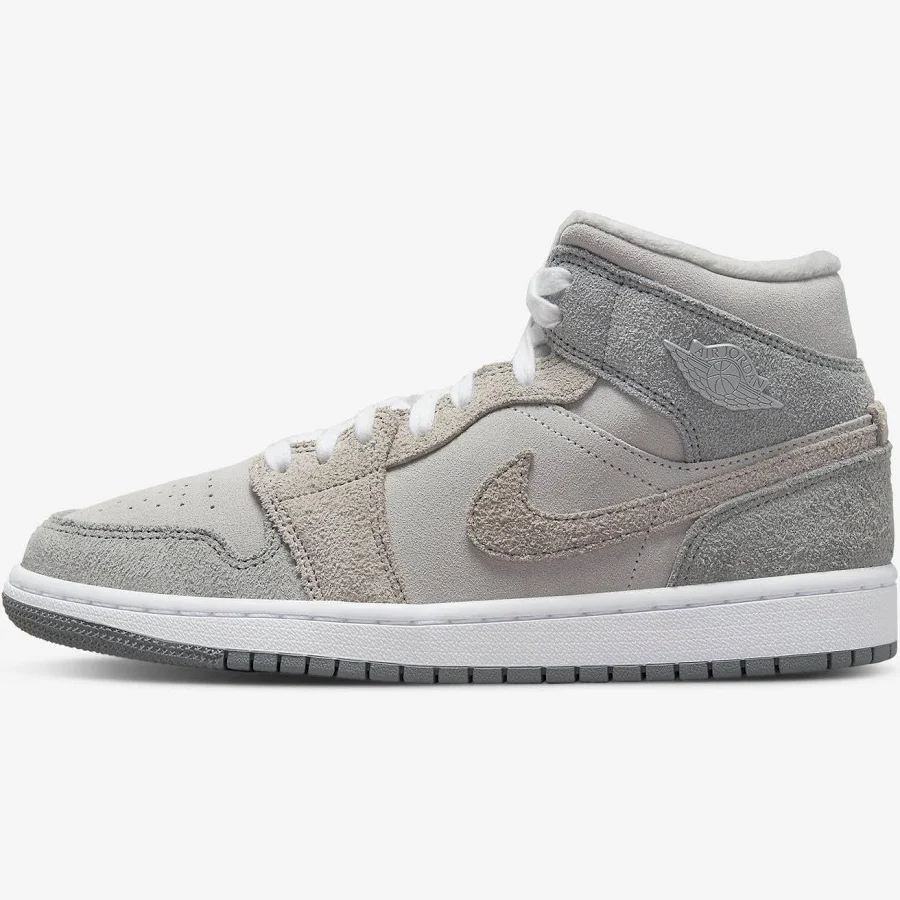 Air Jordan 1 Mid SE Women's Shoes (2022)