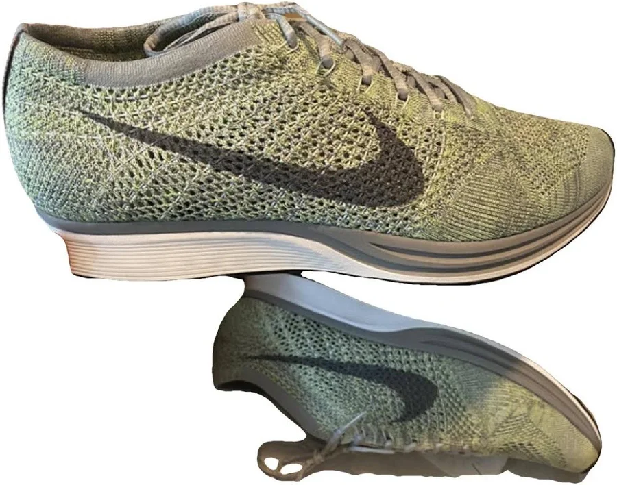 Nike Flyknit Racer Trainers White/Cool Gray/Ghost Green Size 45.5 EU