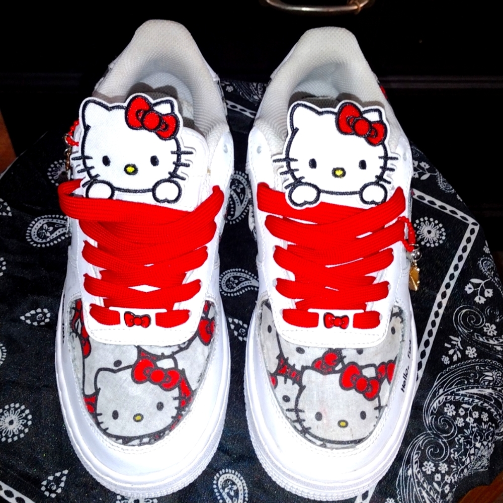 Custom Hello Kitty air force 1's